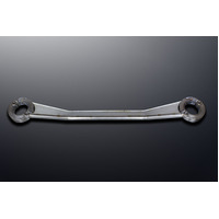 Mines Titanium TOWER BAR FOR BCNR33 / BNR34